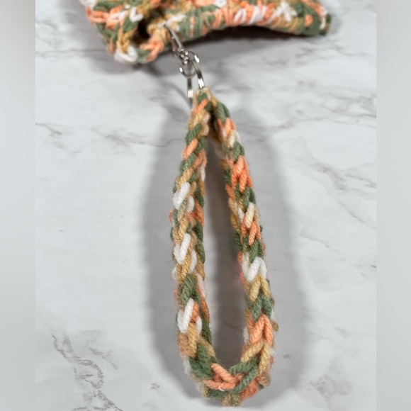 Peach Crochet Wristlet Clutch - Picture 9 of 11